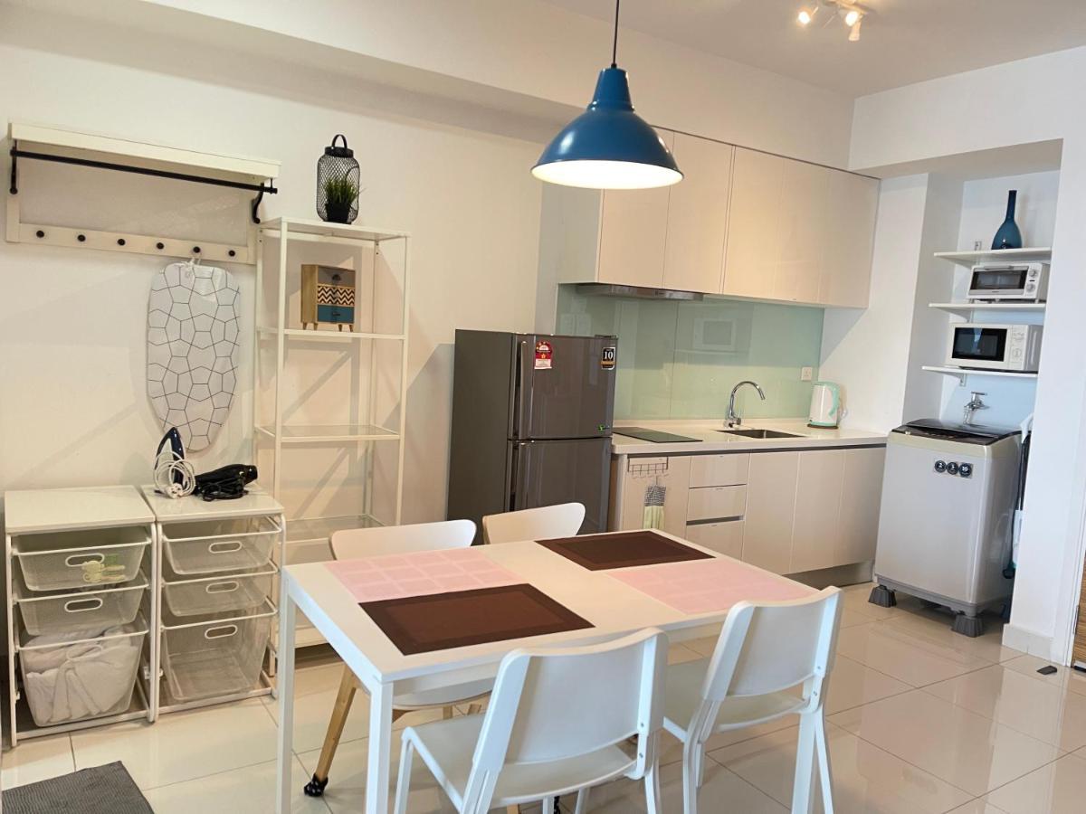 Teega Suites Puteriharbour By Wp Homestay Johor Bahru Exteriör bild